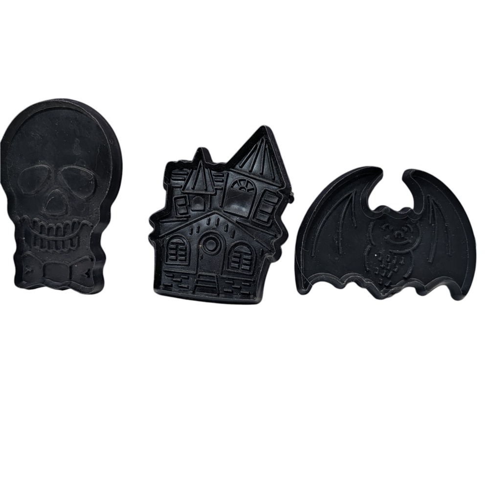 Vintage Halloween Cookie Cutters Black Skull Haunted House Bat Set of‎ Three